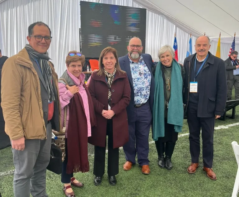 SEDUC participa en seminario con académicos de la U. de Harvard