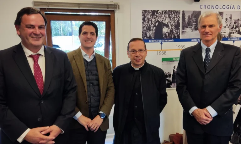 Mons. Mariano Fazio, vicario auxiliar del Opus Dei, visitó SEDUC