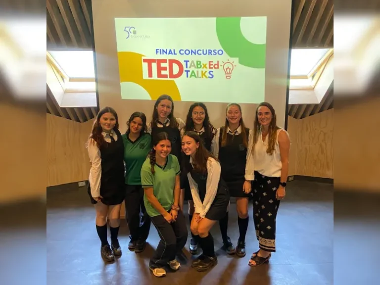 Colegio Tabancura organizó concurso de Charlas TED