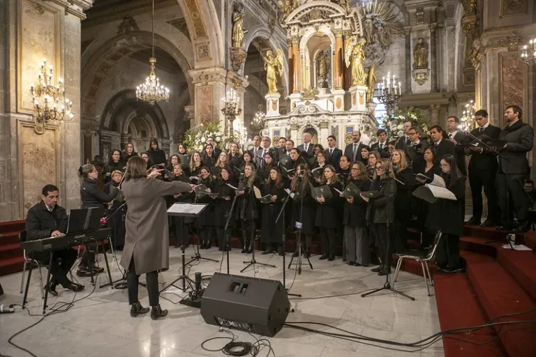 ¡Conoce e inscríbete en el Coro Familiar SEDUC!