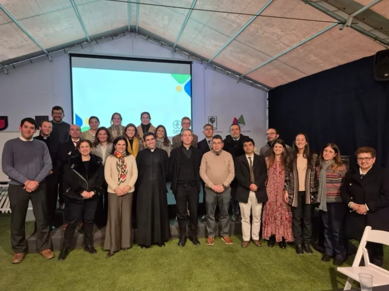 Capacitación para capellanes y profesores de Religión